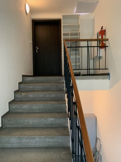 Pronájem prostorného bytu 4+1 v novostavbě rodinného domu