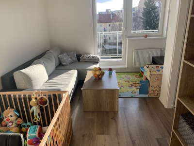 Pronájem bytu 2+1 s terasou – Pardubice, ulice Pichlova