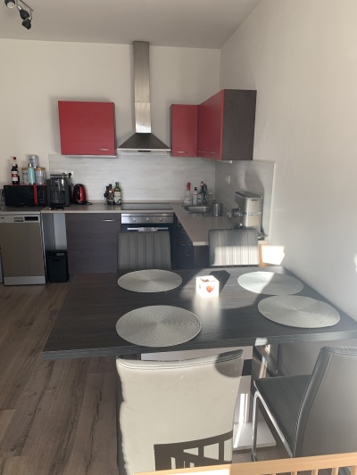 Pronájem bytu 2+1 s terasou – Pardubice, ulice Pichlova